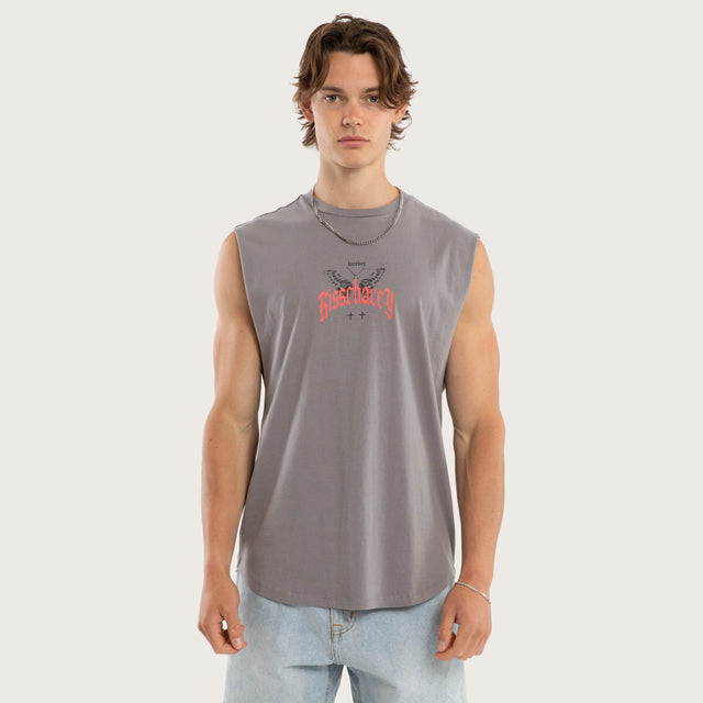 Model wears Tether Dual Curved Muscle Sky Rocket Muscle Tees Grey – image 3