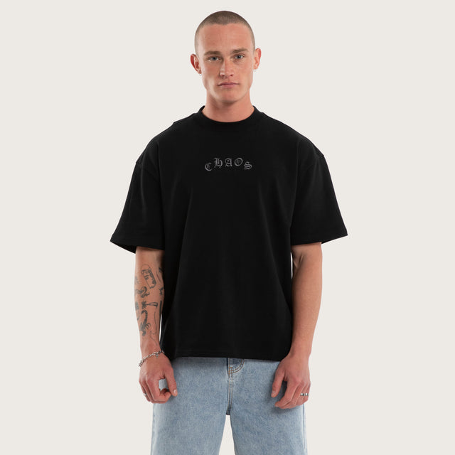 Model wears Crowned Loopback Street Tee Jet Black T-Shirts Black – image 2
