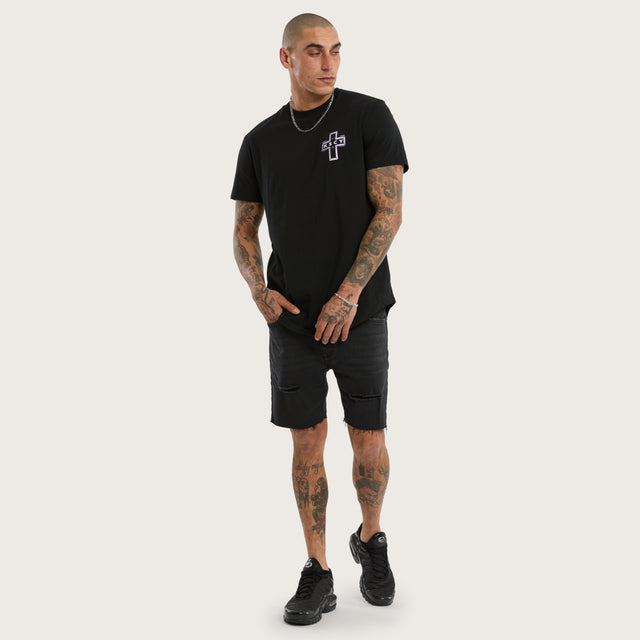 Model wears Dominus Dual Curved Tee Jet Black T-Shirts Black – image 5