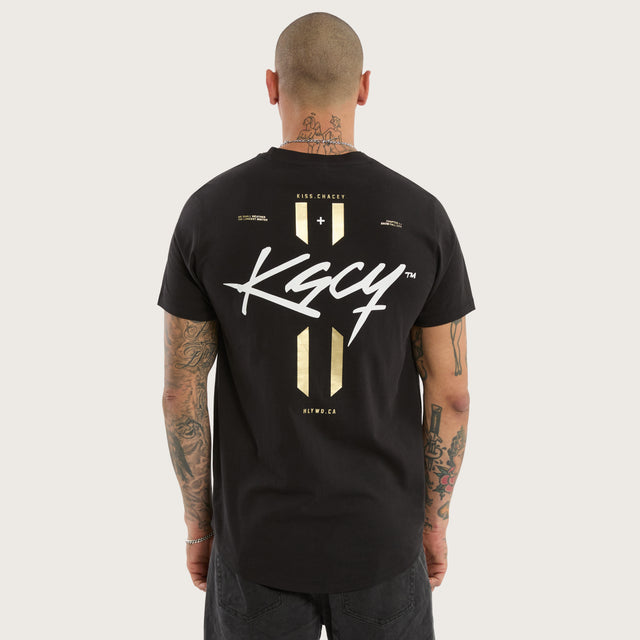 Model wears Stride Dual Curved Tee Jet Black T-Shirts Black – image 1