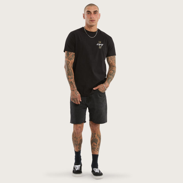 Model wears Stride Dual Curved Tee Jet Black T-Shirts Black – image 2