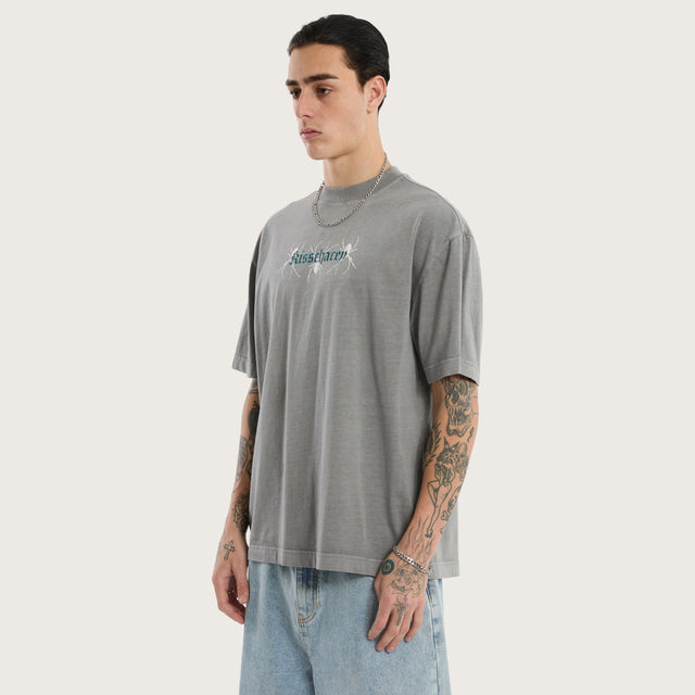 Model wears Creep Street Tee Optical White T-Shirts White – image 3