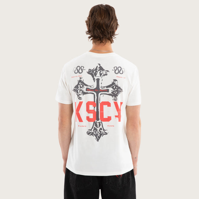 Model wears Hexborn Standard Tee Natural White T-Shirts White – image 1