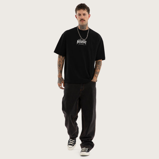 Model wears Blackthorn Street Tee Jet Black T-Shirts in Black - Image 2