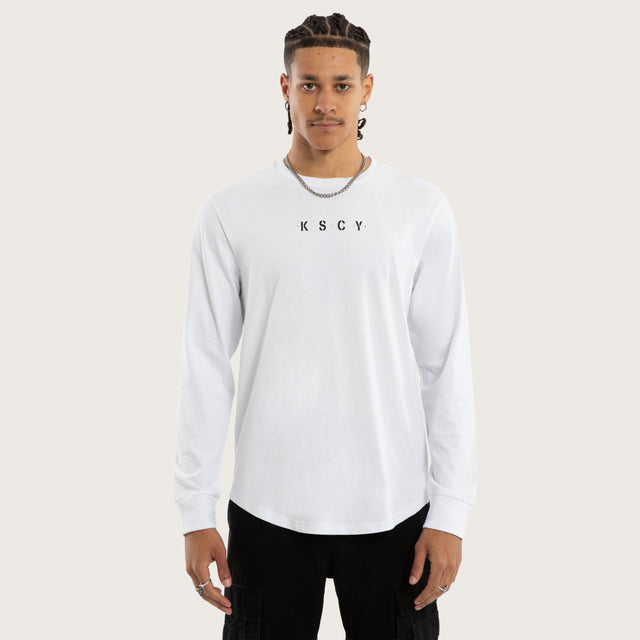 Model wears Sledge Cape Back LS Tee Optical White Longsleeve T-Shirts White – image 3