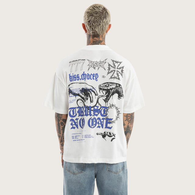 Model wears Cobra Street Tee Natural White T-Shirts White – image 1