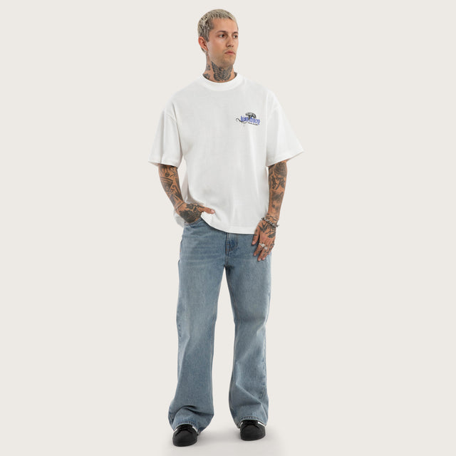 Model wears Cobra Street Tee Natural White T-Shirts White – image 2
