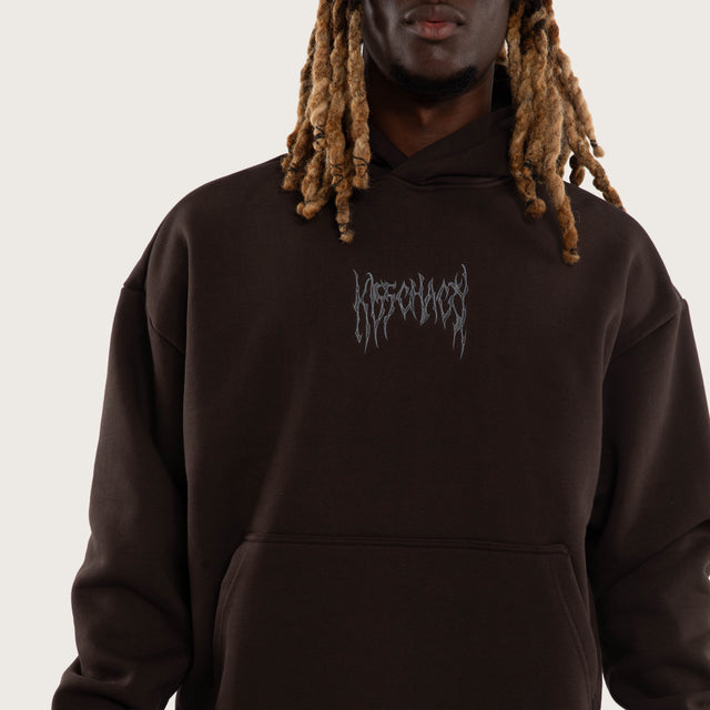 Model wears Gladius Oversized Hoodie After Dark Hoodies Brown – image 4