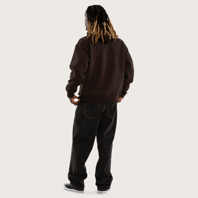 Model wears Gladius Oversized Hoodie After Dark Hoodies Brown – image 6
