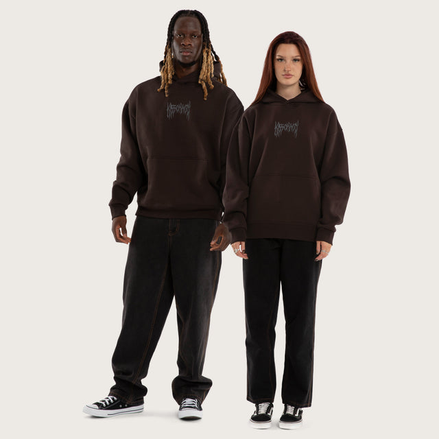 Model wears Gladius Oversized Hoodie After Dark Hoodies Brown – image 3