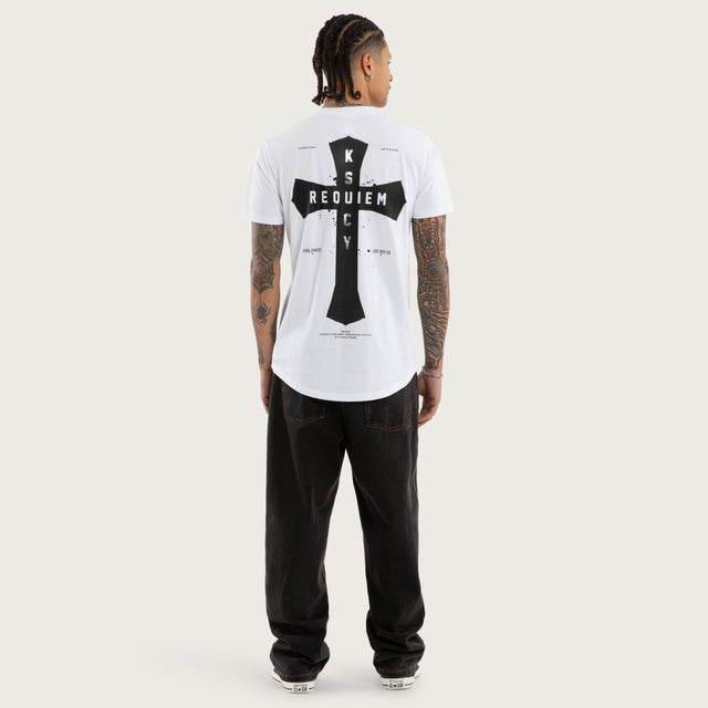 Model wears Requiem Curved Hem Tee White T-Shirts in White - Image 4