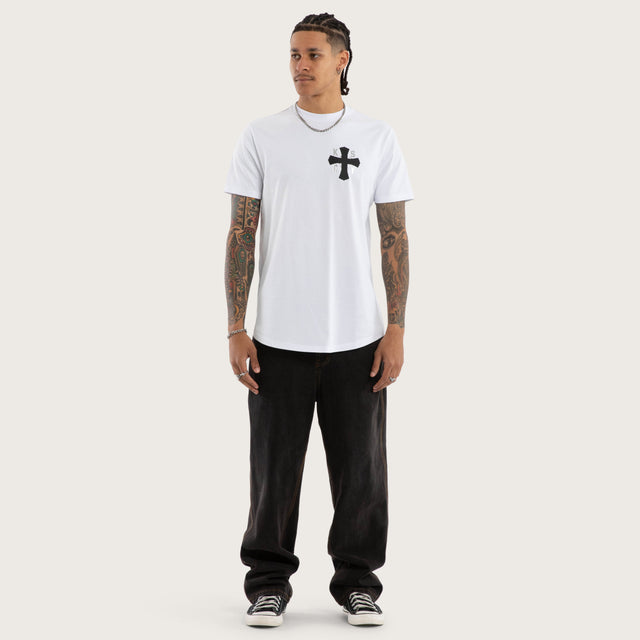 Model wears Requiem Curved Hem Tee White T-Shirts in White - Image 5