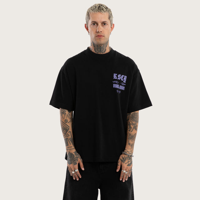 Model wears Mamba Box Fit Tee Black T-Shirts in Black - Image 3