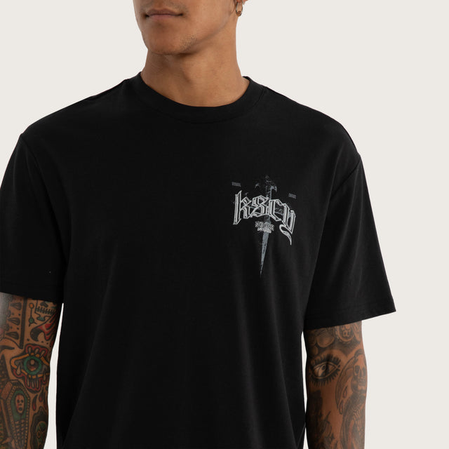 Model wears Immersion Relaxed Tee Jet Black T-Shirts in Black - Image 3