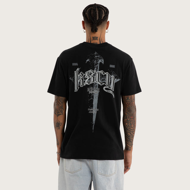 Model wears Immersion Relaxed Tee Jet Black T-Shirts in Black - Image 2