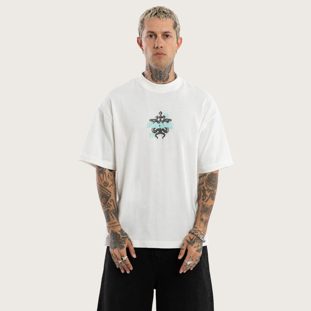 Model wears Despair Street Tee Natural White T-Shirts in White - Image 2