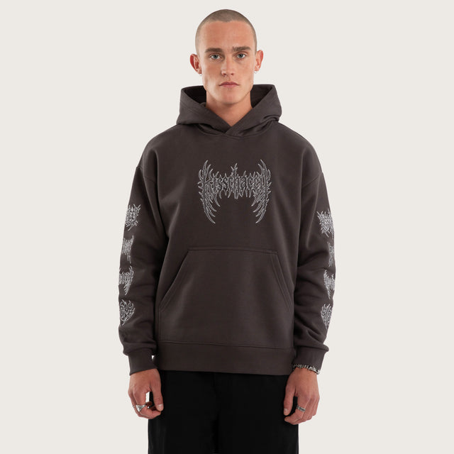 Model wears Blast Relaxed Hoodie After Dark Hoodies Black – image 1