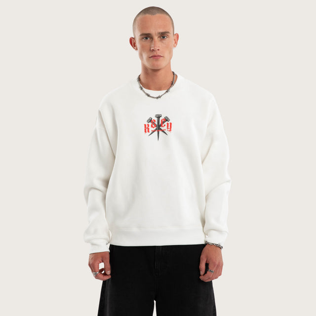 Model wears Rust Box Fit Sweater Natural White Jumpers White – image 1