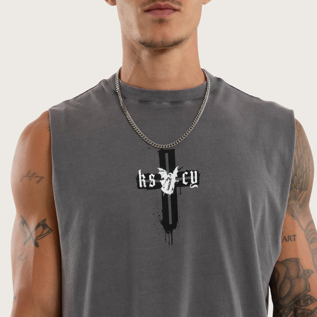 Model wears Infernal Relaxed Fit Muscle Pigment Charcoal Muscle Tees Grey – image 3