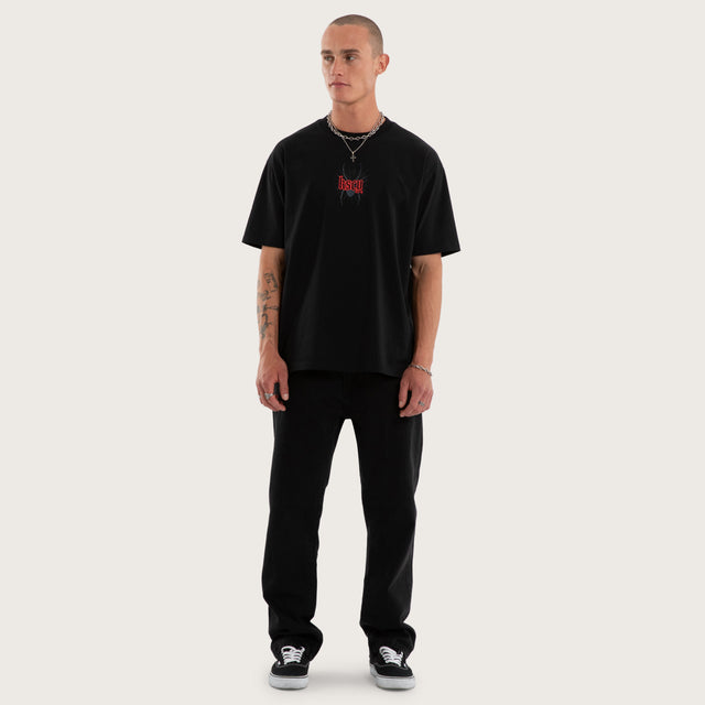 Model wears Intensity Box Fit Tee Jet Black T-Shirts Black – image 5