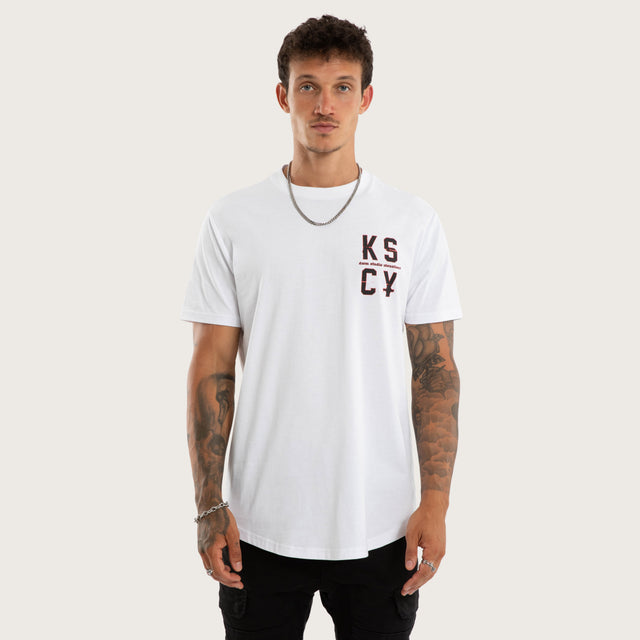 Model wears Erosion Dual Curved Tee Optical White T-Shirts White – image 2
