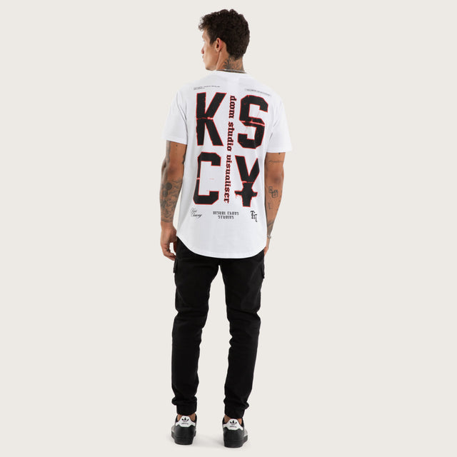Model wears Erosion Dual Curved Tee Optical White T-Shirts White – image 4
