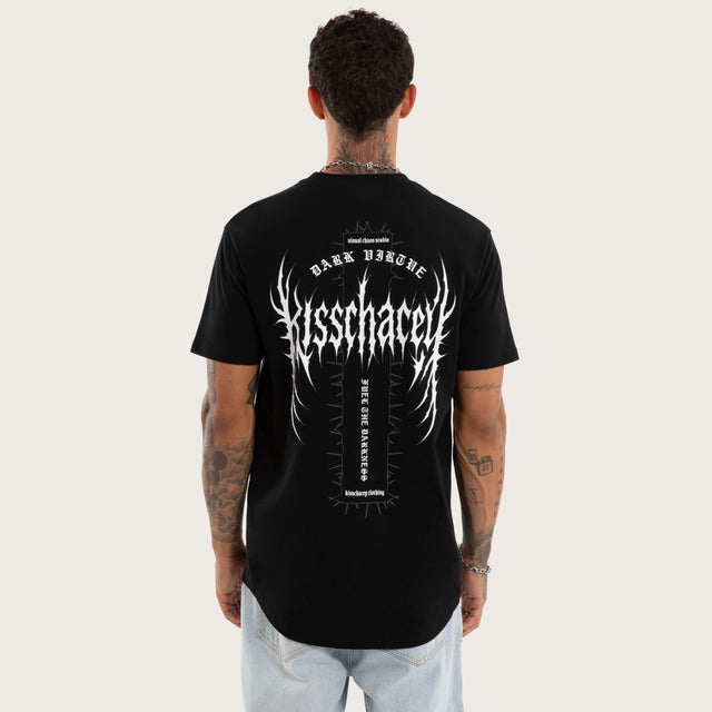Model wears Sustain Dual Curved Tee Jet Black T-Shirts Black – image 1