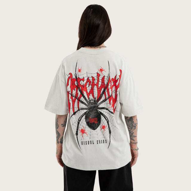 Model wears Monolithic Street Tee Glacier Grey T-Shirts Grey – image 1
