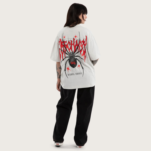 Model wears Monolithic Street Tee Glacier Grey T-Shirts Grey – image 6