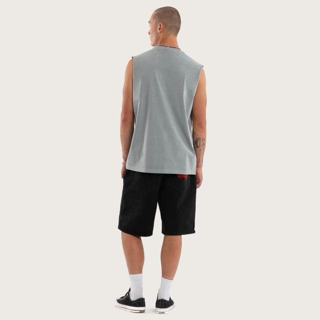 Model wears Hypnotic Relaxed Fit Muscle Ultimate Grey Muscle Tees Grey – image 4