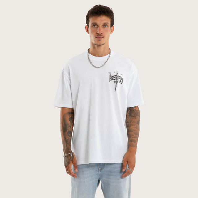 Model wears Immersion Box Fit Tee Optical White T-Shirts White – image 1