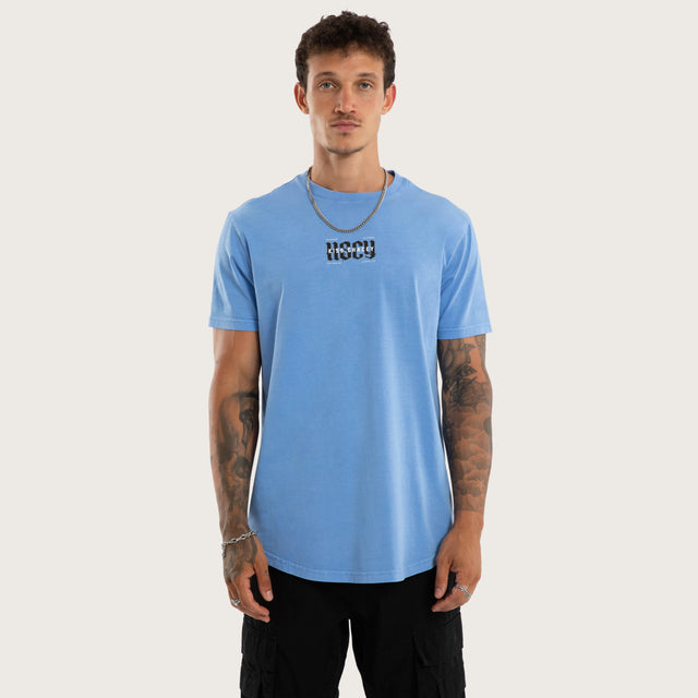 Model wears Severance Dual Curved Tee Pigment Corn Flower T-Shirts Blue – image 2