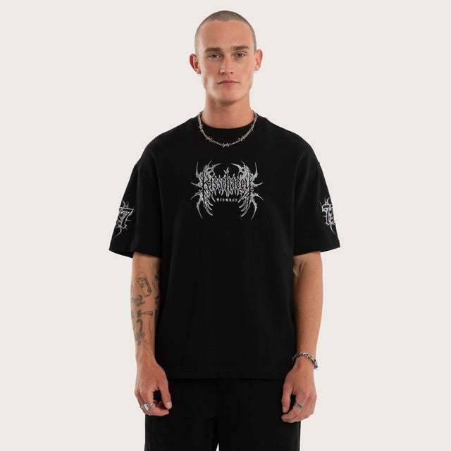 Model wears Threshold Loopback Street Tee Jet Black T-Shirts Black – image 2