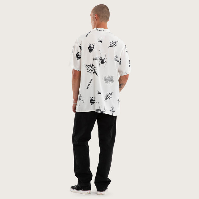 Model wears Torrent SS Resort Shirt White Print Short Sleeve Shirts White – image 4