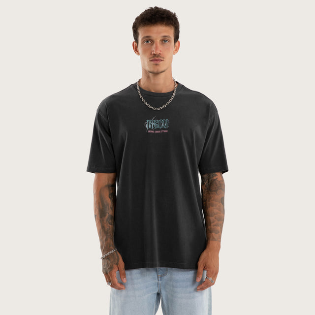 Model wears Wither Box Fit Tee Pigment Black T-Shirts in Black - Image 2