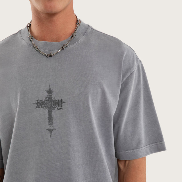 Model wears Forsaken Oversized Tee Grey T-Shirts in Grey - Image 3