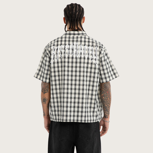 Model wears Reaper Short Sleeve Shirt Grey Check Short Sleeve Shirts in Grey - Image 2