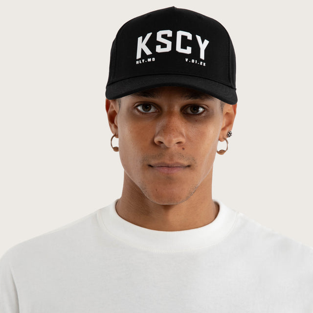 Cube Cap Jet Black