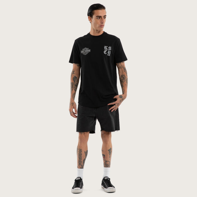 Model wears Rustline Dual Curved Tee Jet Black T-Shirts in Black - Image 5