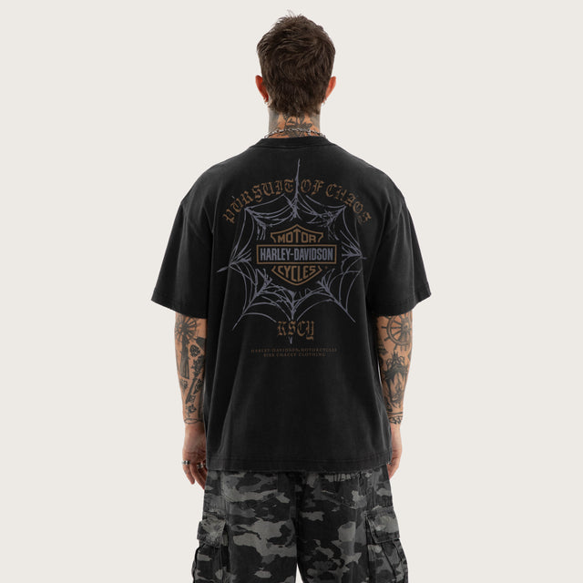 Model wears Rally Street Tee Mineral Black T-Shirts Black – image 1