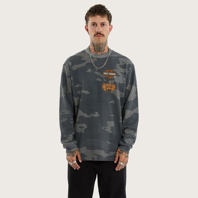 Model wears Touring Longsleeve Mini Waffle Tee Camo Longsleeve T-Shirts Camo – image 6