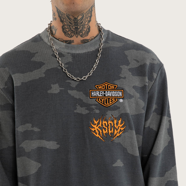 Model wears Touring Longsleeve Mini Waffle Tee Camo Longsleeve T-Shirts Camo – image 3