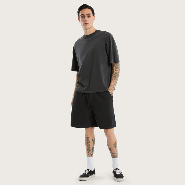 Mosh Baggy Short Jet Black