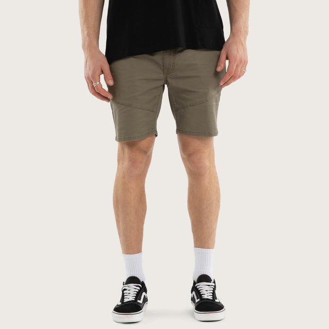 Model wears Wyvern Short Dune Shorts Brown – image 1
