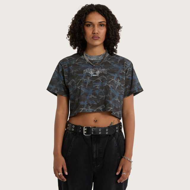 Invade Crop Tee Bat Camo