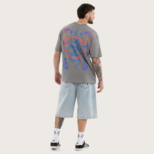 Model wears Grave Street Tee Steel T-Shirts in Grey - Image 4