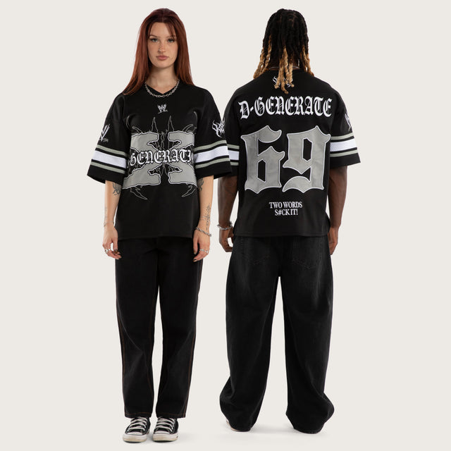 Model wears D-Generation X Mesh Jersey Jet Black Jerseys Black – image 5