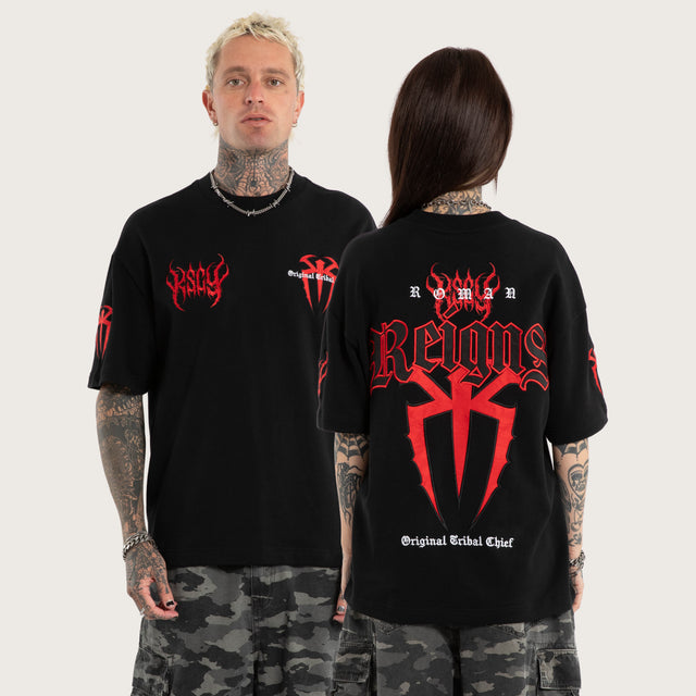 Model wears Roman Reigns Loopback Street Tee Jet Black T-Shirts Black – image 1