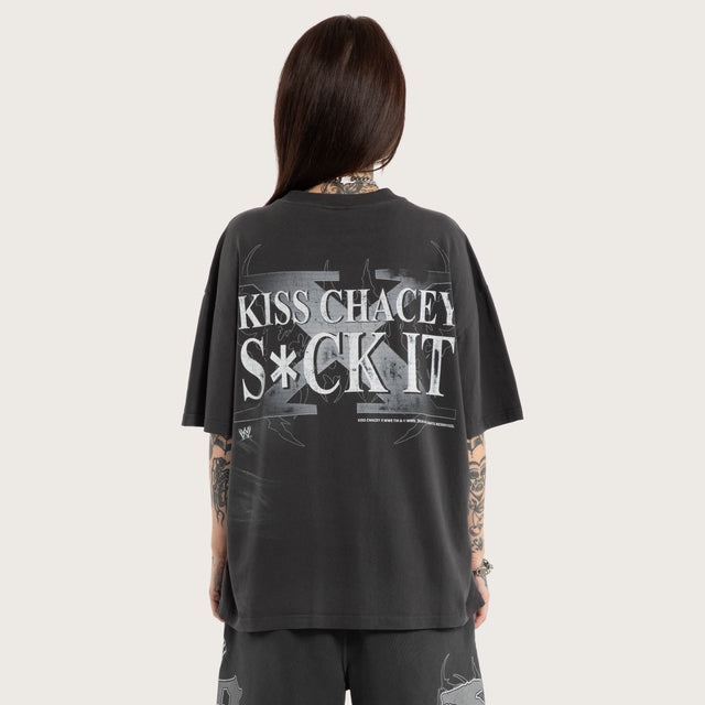 Model wears D-Generation X Suck It Street Tee Pigment Black T-Shirts Black – image 6
