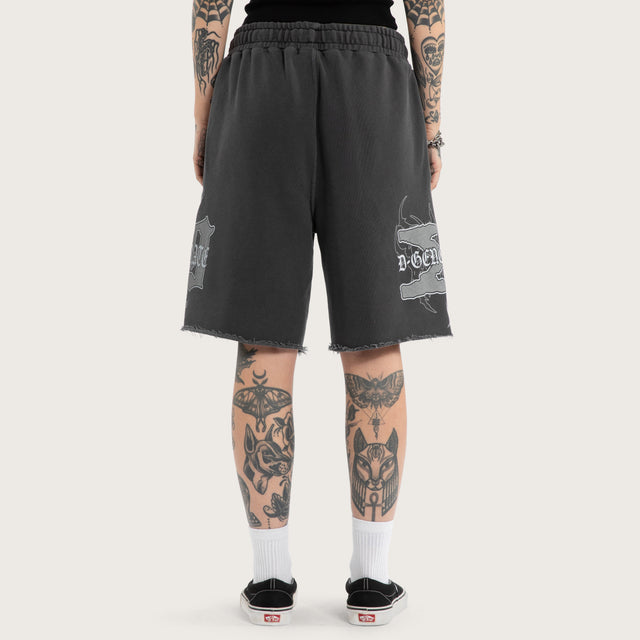 Model wears D-Generation X Loopback Trackshort Pigment Black Trackshorts Black – image 7